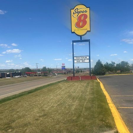 Super 8 By Wyndham Miles City Exterior foto